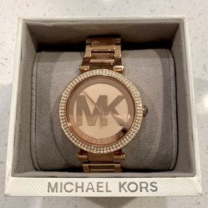 *NEVER WORN* Rose Gold Stainless Steel Michael Kors Watch